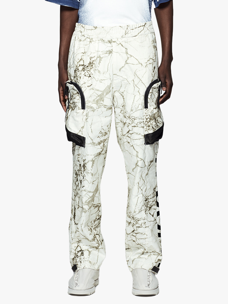 MARBLE PRINT OVERSET TECH PANTS  ACW(어콜드월) 마블 프린트 오버셋 테크 팬츠 - 아데쿠베