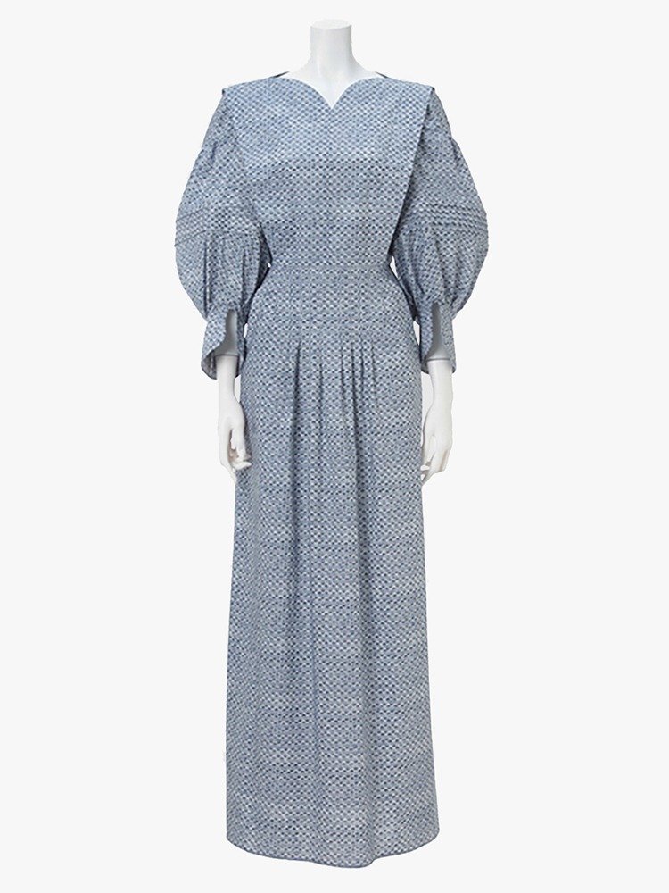 NAVY CRANE PATTERN HAND PRINTED DRESS  마메 쿠로구치 네이비 크레인 패턴 핸드 프린트 드레스 - 아데쿠베