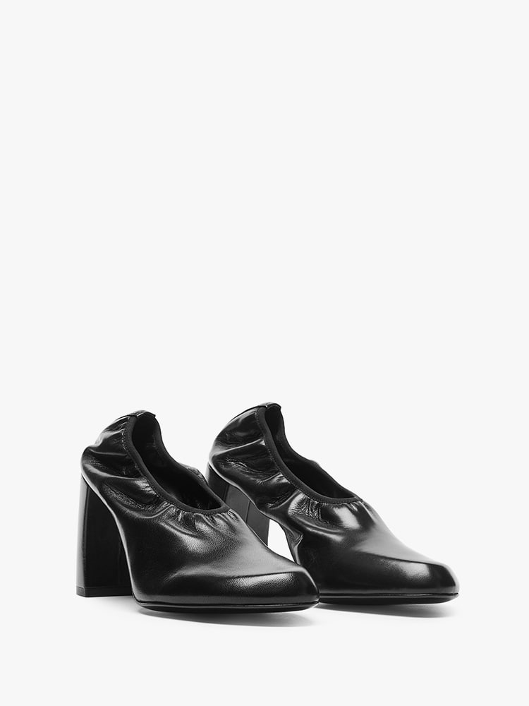 BLACK PETRONELLA NAPPA PUMPS  앤 드뮐미스터 블랙 페트로넬라 나파 펌프스 - 아데쿠베