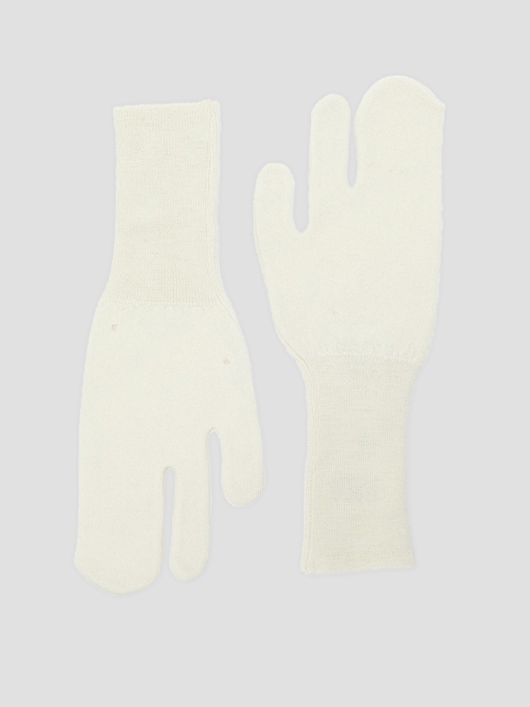 OFF WHITE TABI MIDI GLOVES  MM6 오프 화이트 타비 미디 글러브 - 아데쿠베