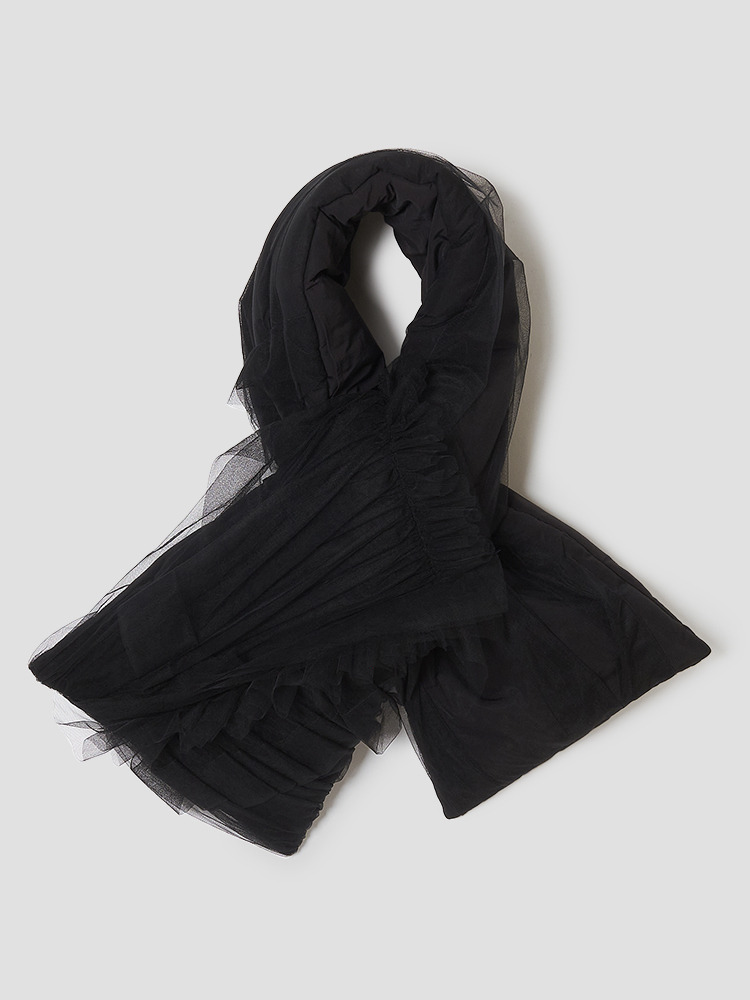 BLACK TULLE LAYERED SCARF  치카 키사다 블랙 튤 레이어드 스카프 - 아데쿠베