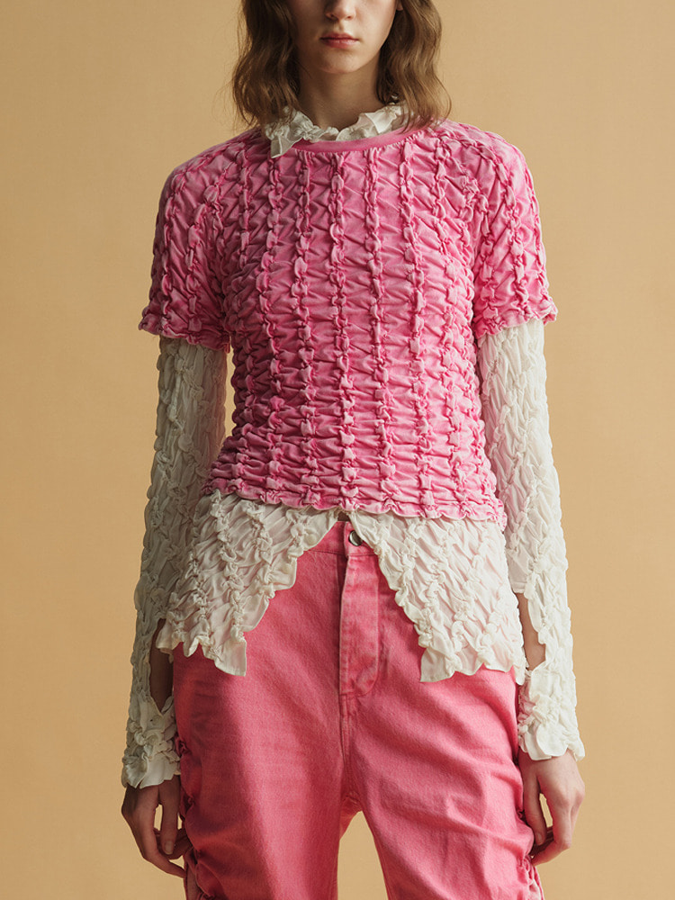 PINK “SURF” WASHED SMOCKED T-SHIRT  폰더럴 핑크 “서프“ 워시드 스모크 티셔츠 - 아데쿠베