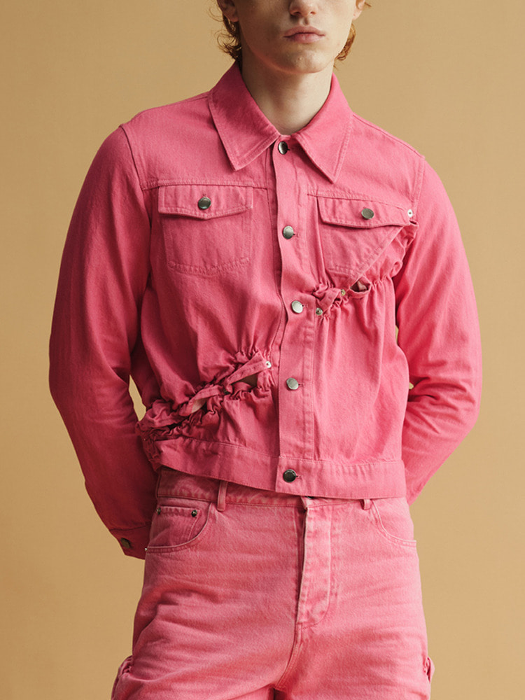 PINK “PUCKER” SMOCKED DENIM JACKET  폰더럴 핑크 &quot;퍼커&quot; 스모크 데님 자켓 - 아데쿠베