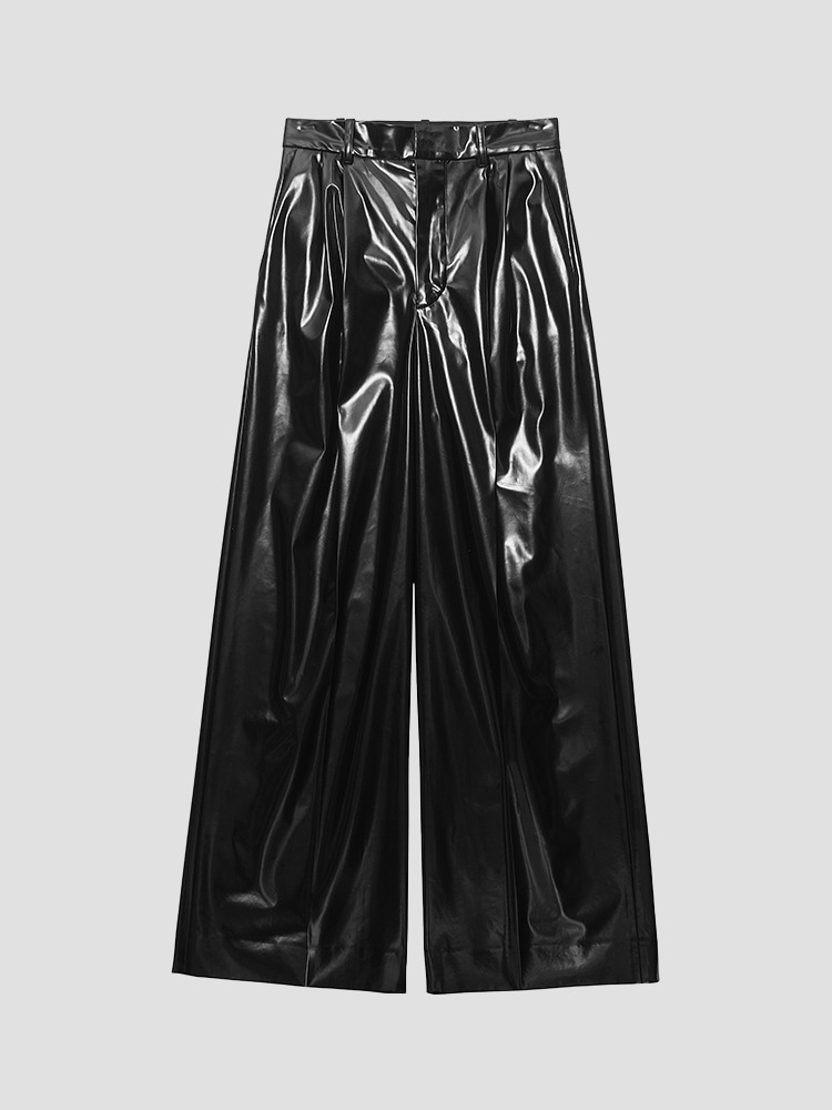 BLACK ENAMEL WIDE PANTS  산쿠안즈 블랙 에나멜 와이드 팬츠 - 아데쿠베