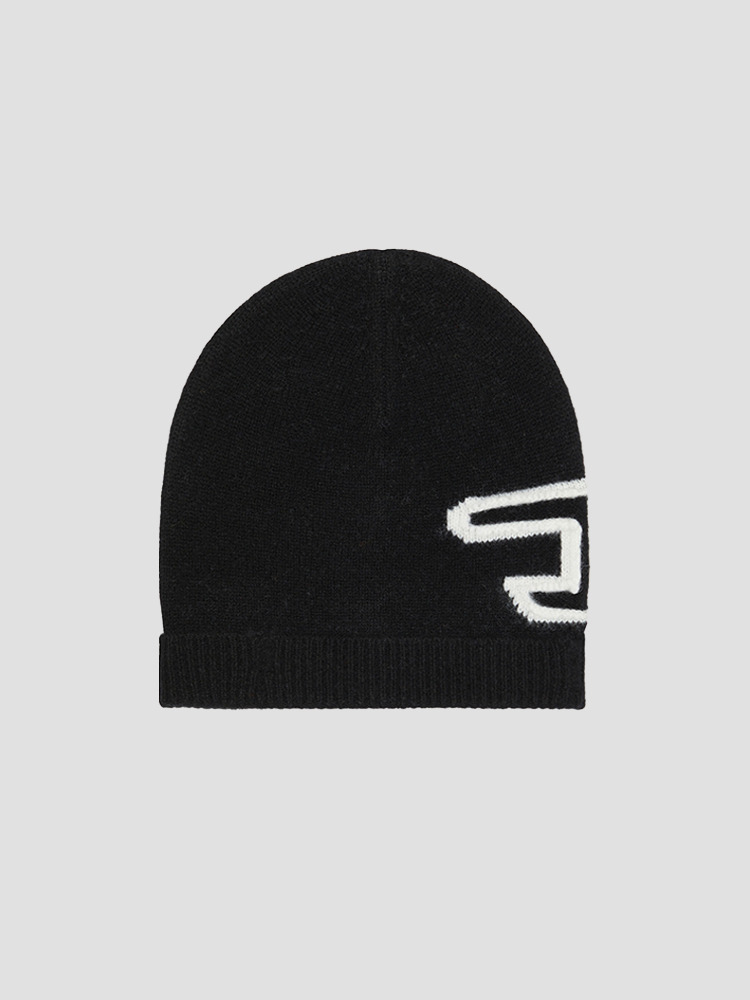 BLACK PEEL-OFF LOGO WOOL BEANIE  디젤(DIESEL) 블랙 로고 울 비니 - 아데쿠베