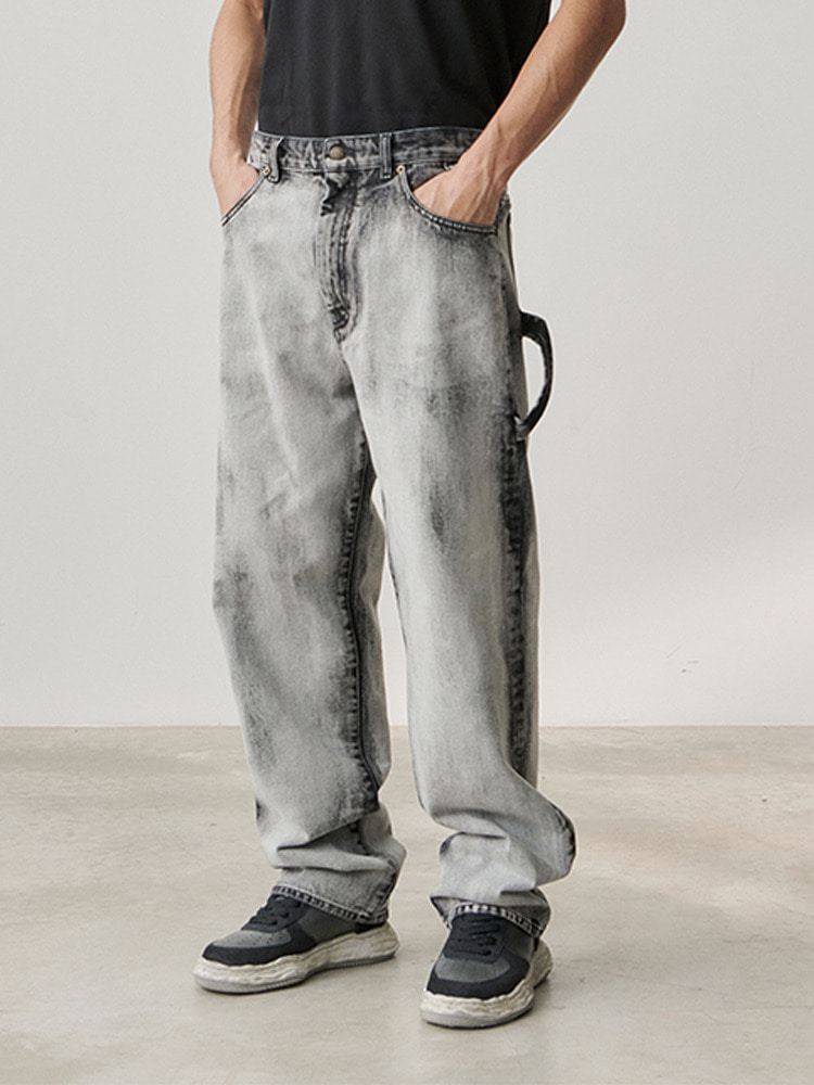 OFF-WHITE BLACK JOHN HAND BLEACH WORKER DENIM PANTS  다크파크 오프 화이트 블랙 존 핸드 블리츠 워커 데님 팬츠 - 아데쿠베