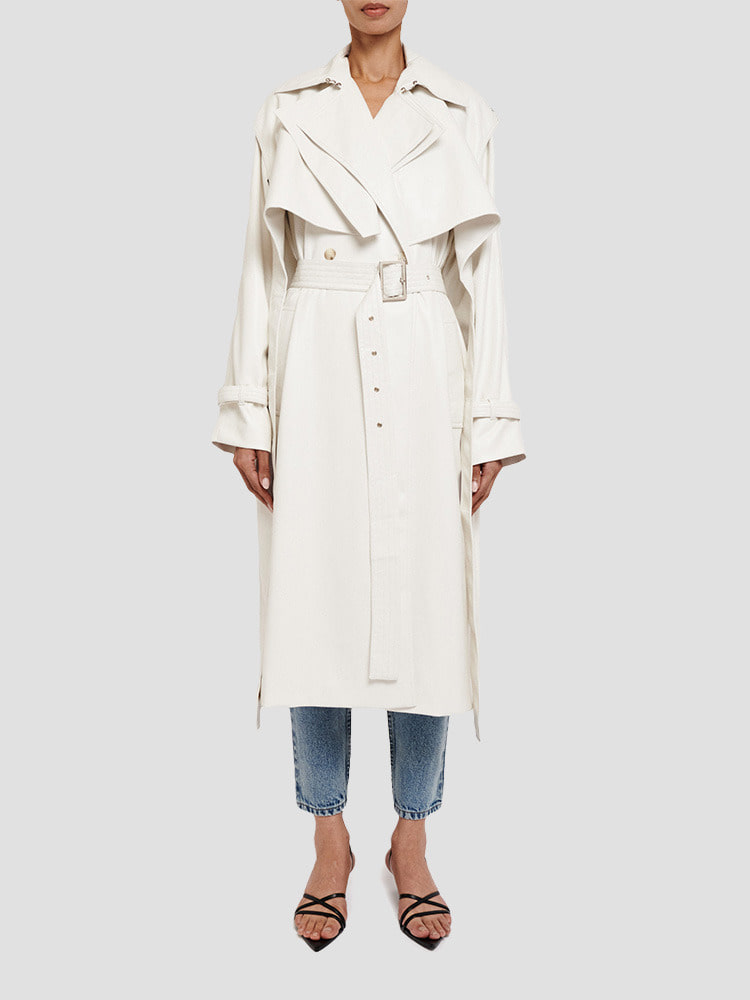 OFF WHITE FAUX LEATHER DETACHABLE TRENCH COAT  보야로브스카야 오프 화이트 페이크 레더 트렌치 코트 - 아데쿠베