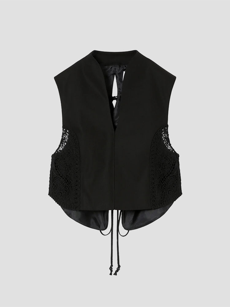 BLACK CORDING EMBROIDERY VEST  마메 쿠로구치 블랙 코딩 자수 베스트 - 아데쿠베