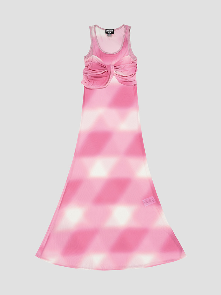 PINK CHECKER MESH TWIST MAXI DRESS  프라이빗 폴리시 핑크 체커 메쉬 트위스트 맥시 드레스 - 아데쿠베