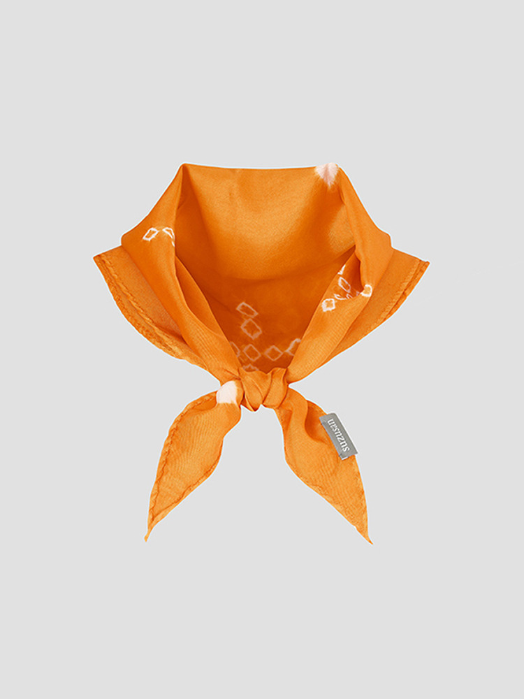 BURNT ORANGE WHITE SILK TWILL DIAMOND SCARF  수주산 번 오렌지 화이트 실크 트윌 다이아몬드 스카프 - 아데쿠베