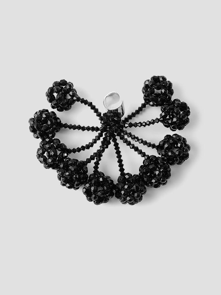 BLACK &quot;PRUNUS AVIUM&quot; EAR CUFF  플로렌티나 라이트너 블랙 &quot;PRUNUS AVIUM&quot; 이어커프 - 아데쿠베