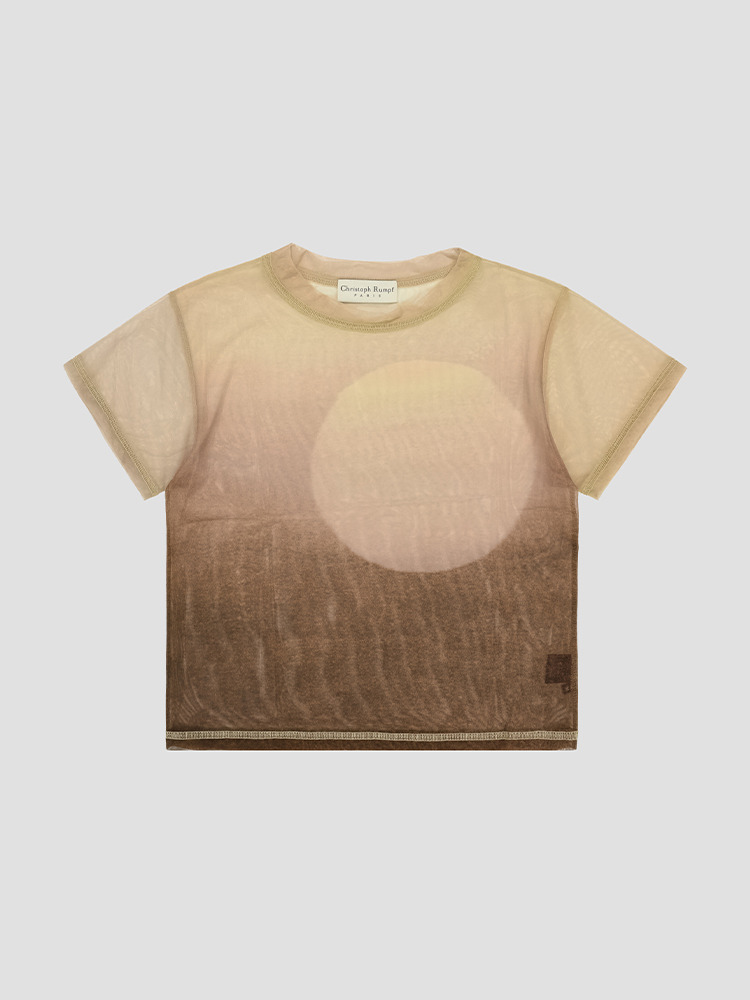 SAND SUN T-SHIRT  크리스토프 럼프 샌드 선 티셔츠 - 아데쿠베