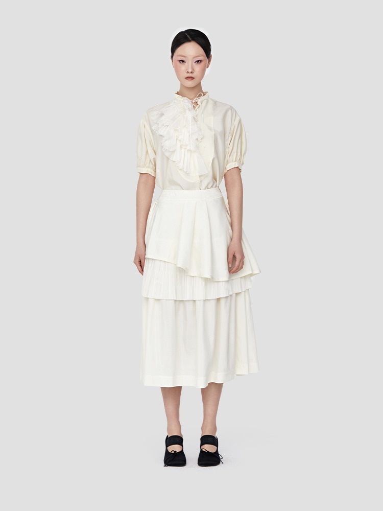 LIMONCELLO OFF WHITE PLEATED PLASTRON TUNIC BLOUSE  샹샹 루안 리몬첼로 오프 화이트 플리츠 플래스트런 튜닉 블라우스 - 아데쿠베