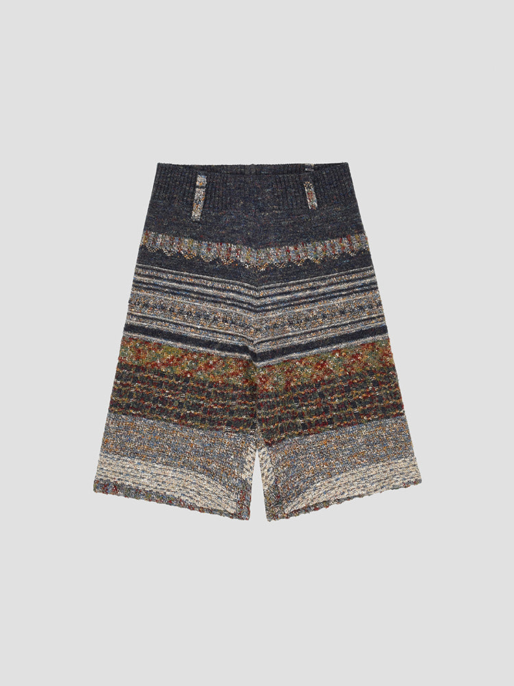 MULTI UPCYCLED KNIT SHORTS  크리스토프 럼프 멀티 업사이클 니트 쇼츠 - 아데쿠베