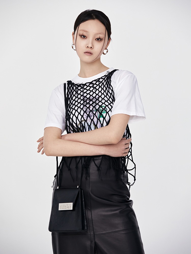 BLACK NUMERIC CROSSBODY BAG  MM6 블랙 누메릭 크로스바디 백 - 아데쿠베