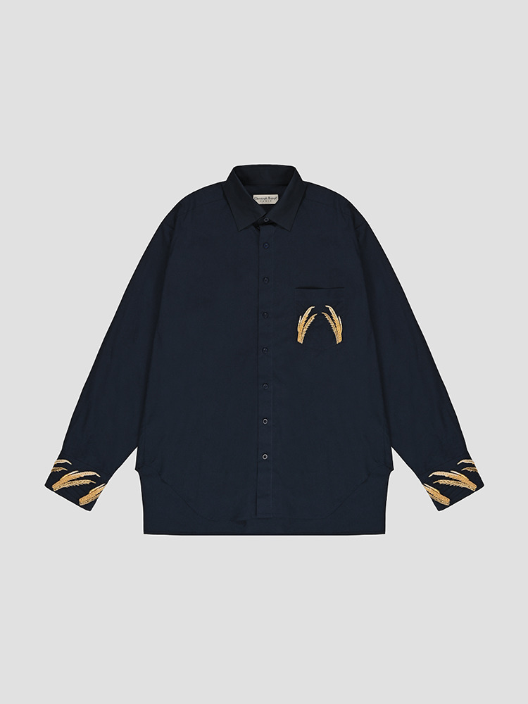 NAVY EMBROIDERED CLASSIC SHIRT  크리스토프 럼프 네이비 자수 클래식 셔츠 - 아데쿠베