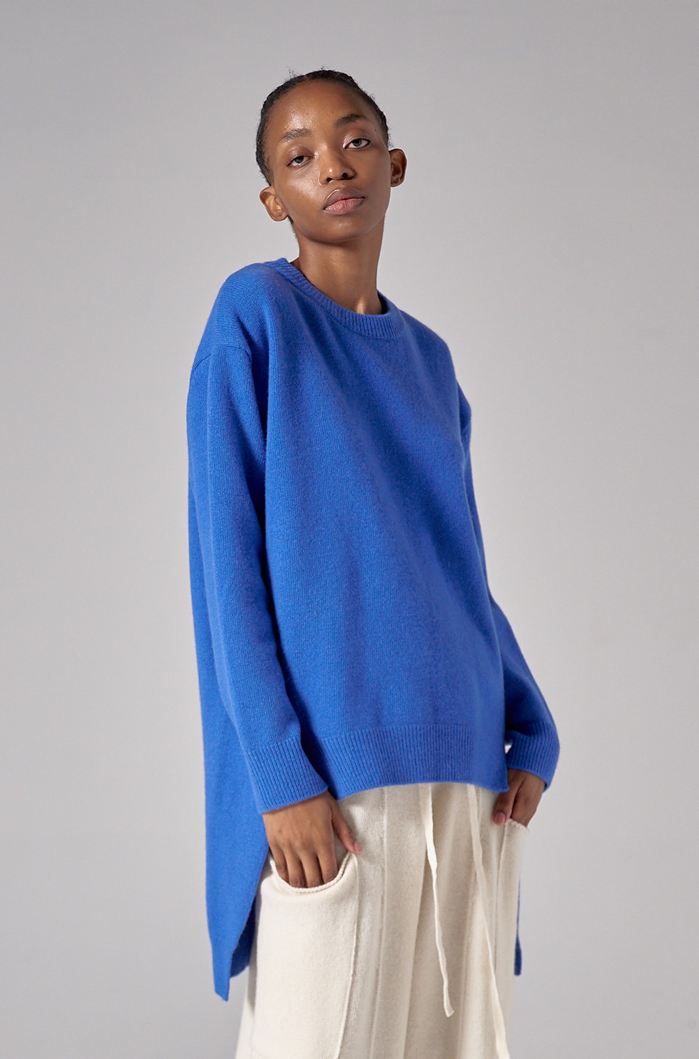 SIDE TAIL PULLOVER (BLUE)