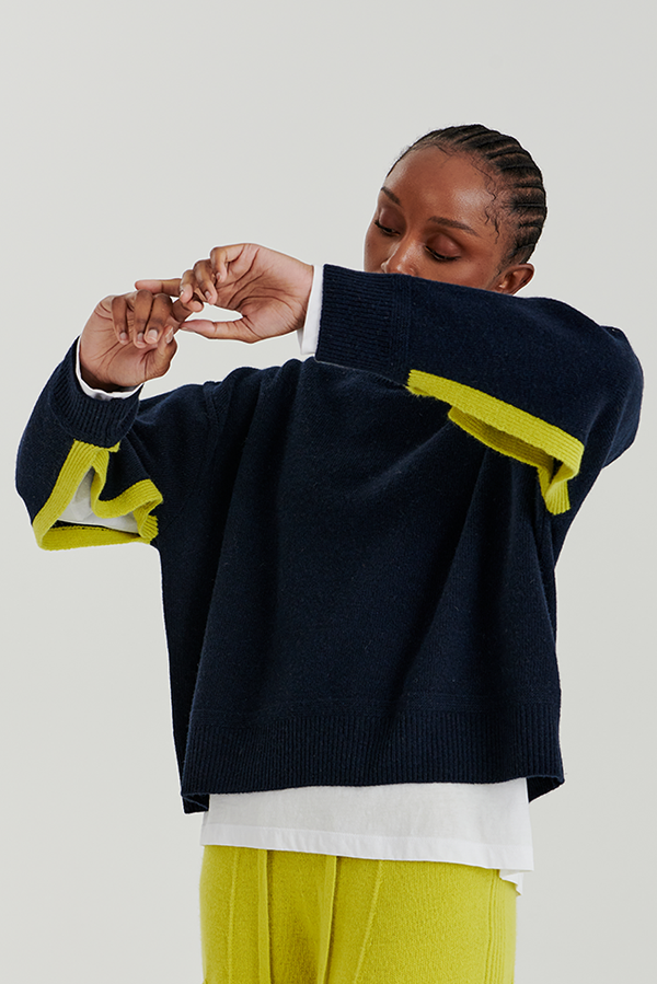 SLEEVE OPEN PULLOVER (NAVY)