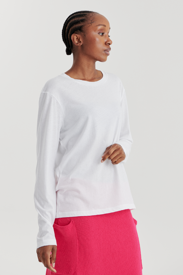 BASIC LONG-SLEEVE TOP (WHITE)