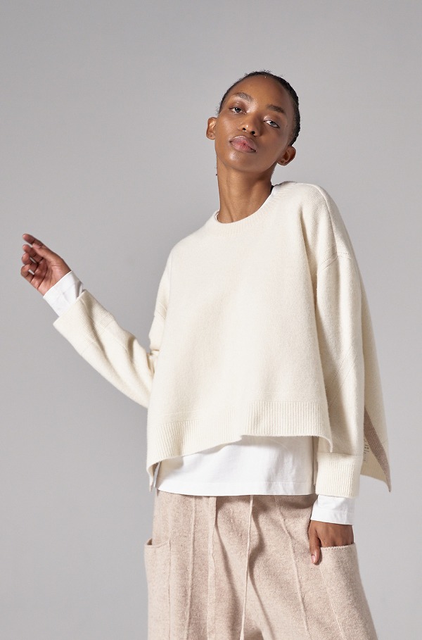 SIDE OPEN PULLOVER (IVORY)