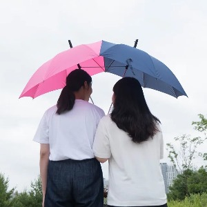 너랑 나 둘이서 하나 커플 우산