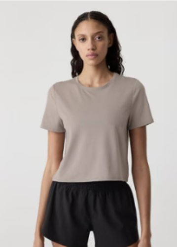 GapFit Jersey T-Shirt