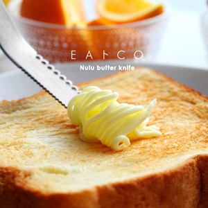 굳은 버터도 손쉽게 뜰 수 있는 - 이토코 버터 나이프