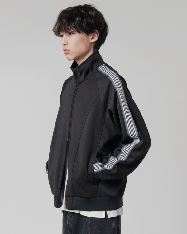 OBLIQUE TRACK JACKET_BLACK