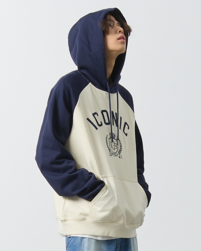 REGLAN ICONIC ARTWORK HOODED T-SHIRT_IVORY