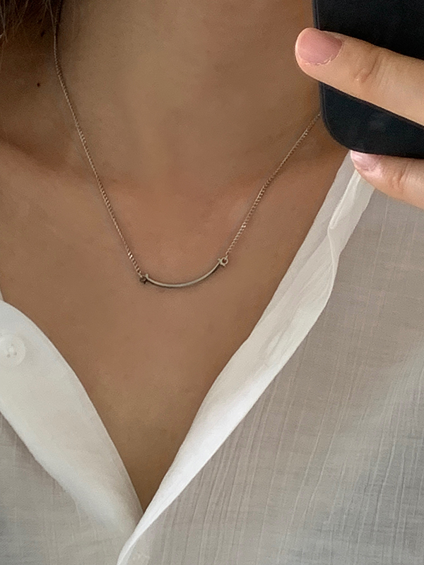 Line Necklace