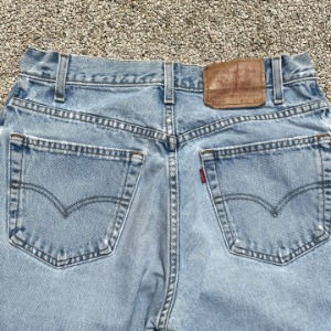 Levis560 loose fit tapered leg (31 inch)