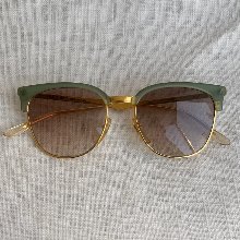 vtg VOGUE frmae sunglasses - made in itlay