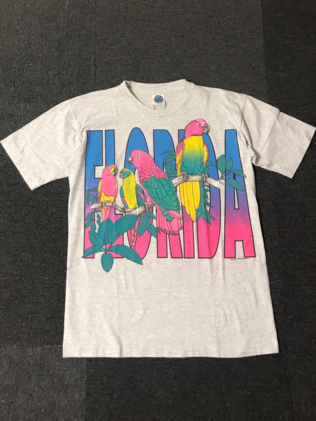 90s Florida parrot print tee (L size, ~103 추천)