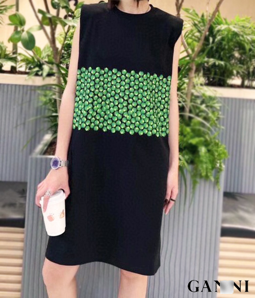 gann* pattern dress ;여름내내 너무 시원한 슬리브리스 패드드레스~~ (특가세일 30% 할인이벤트/현금가/반품교환불가/정가120000)