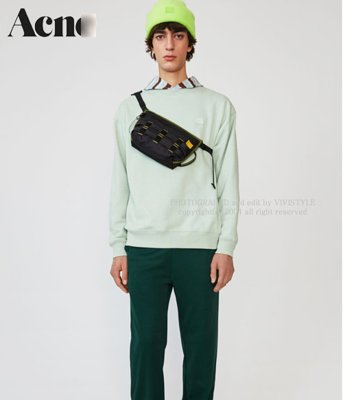 Acn* Studios(or) Oversized Sweatshirt;$260.00 비비언니가 먼저 찜한 추천 아이템!!  (특가세일 30% 할인이벤트/현금가/반품교환불가/정가136000)