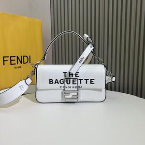 Fendi by Marc Jacobs マークジェイコブス バッグ BMJC0041