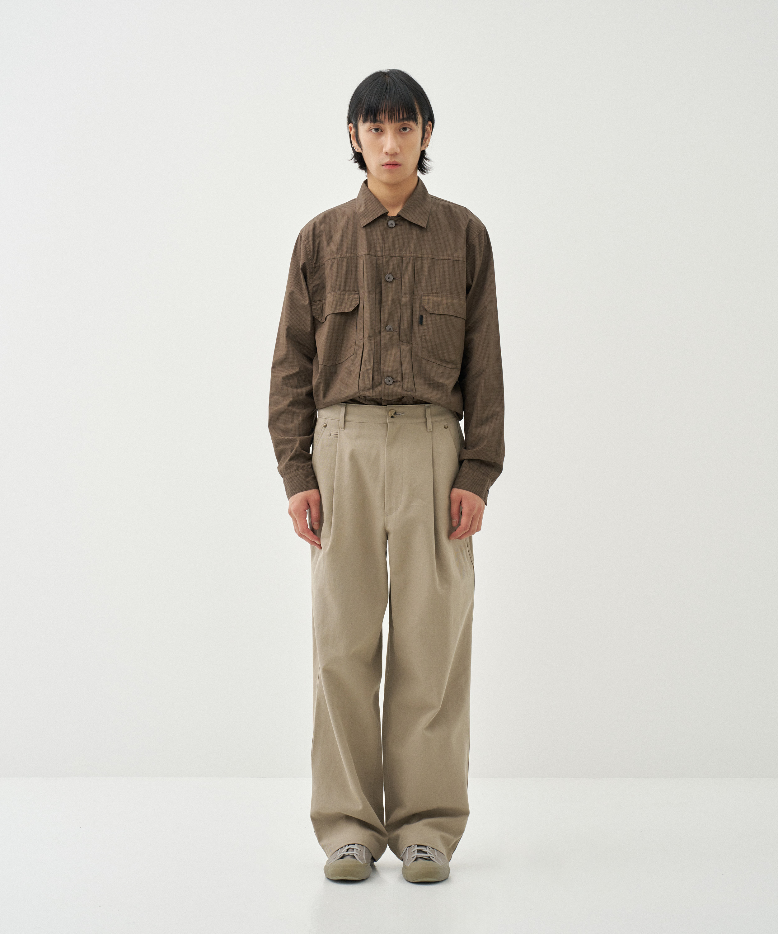 Washed Chambray Gabardine Wide Pants (Grey Beige)