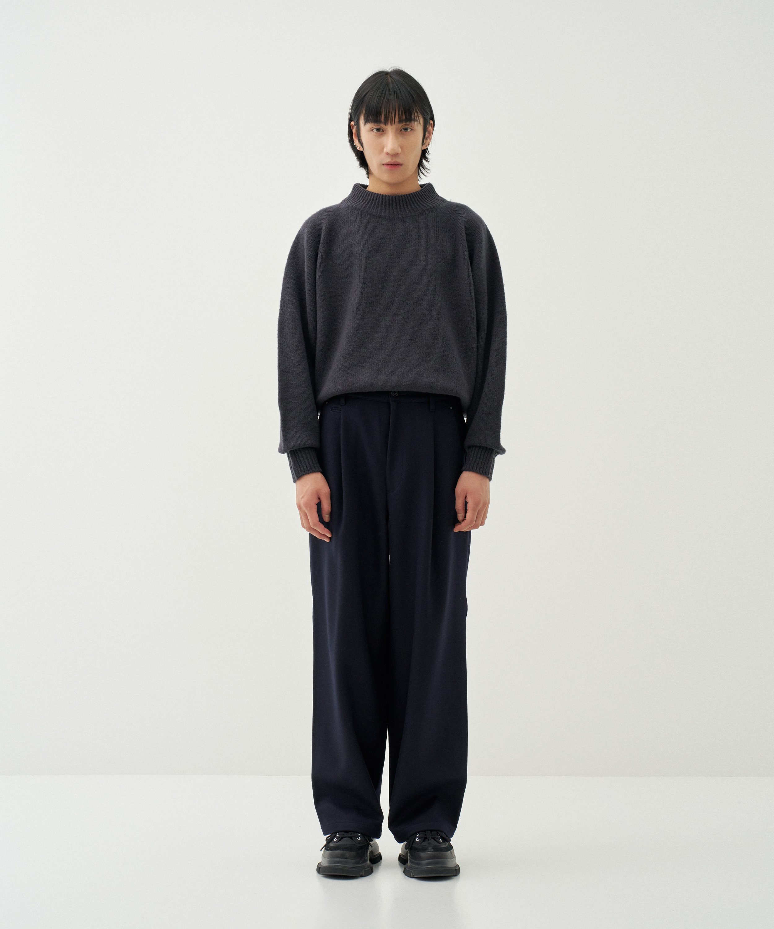 Super Fine Wool Light Melton Wide Pants (Navy)