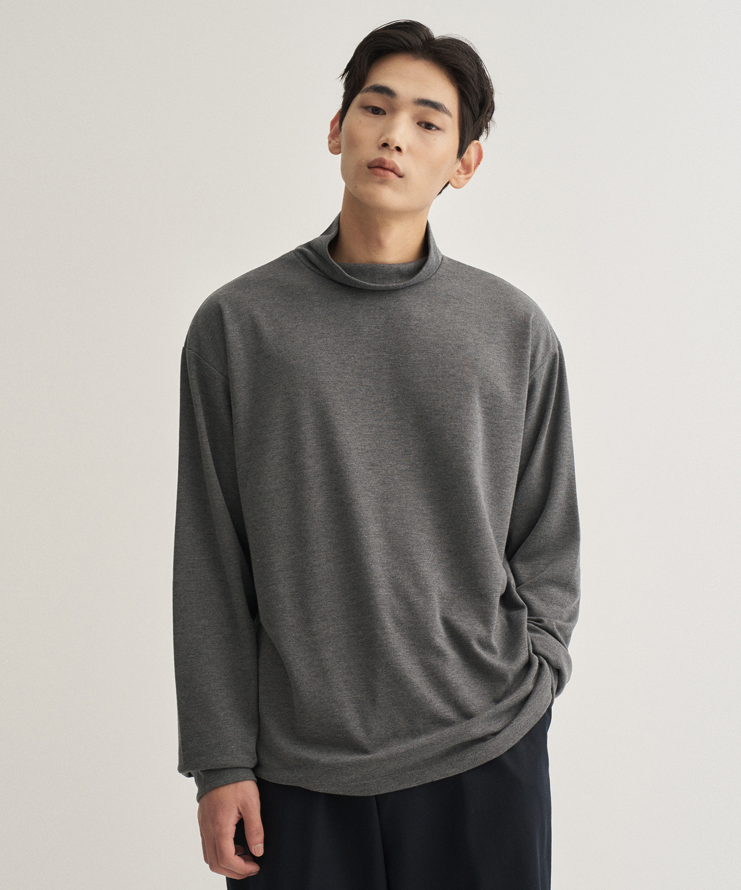 23AW Layer Hineck Knit Tee (Heather Charcoal)