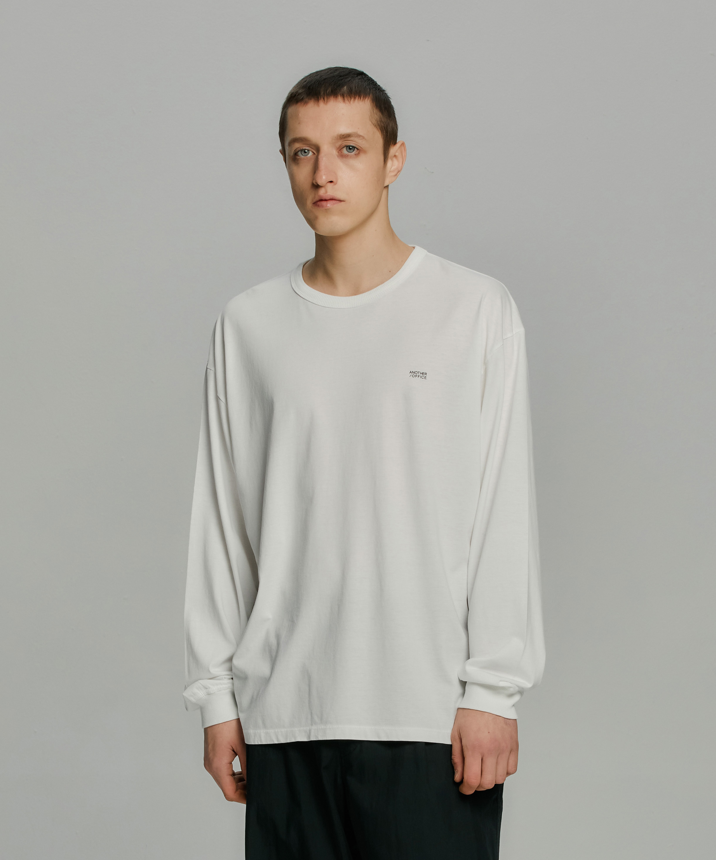 Weekly L/S T (Off White)