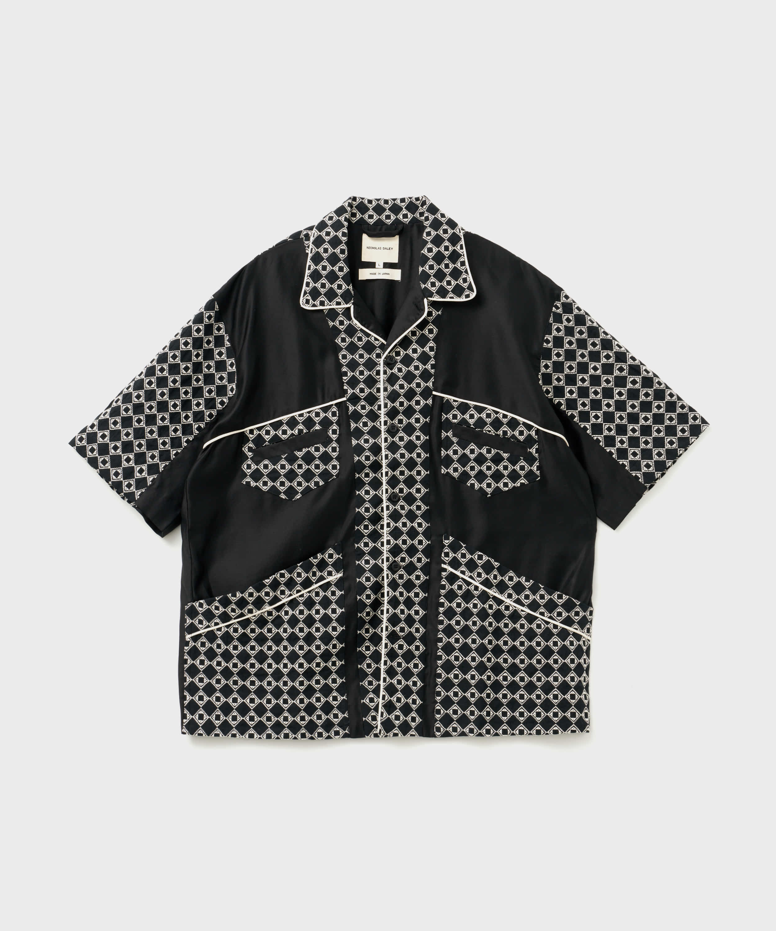 Mento Shirt (Black Embroidery)