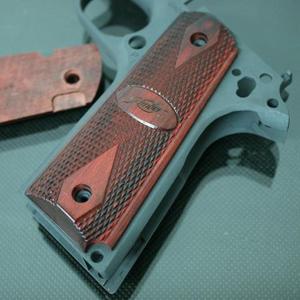 Kimber M1911 Diamond Checkers Grip