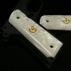 Colt M1911 Full Size Medallion Whtie Pearl Grip