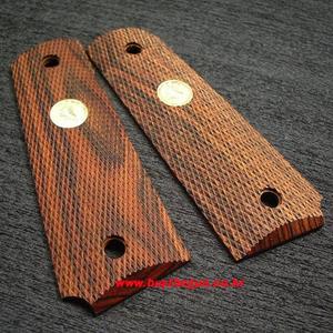 Carom Shot 콜트용 Wood Grip(Brown)