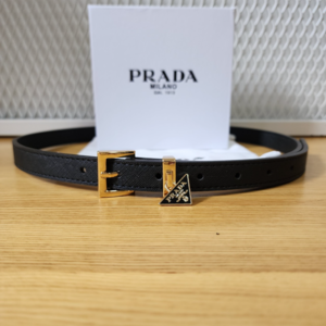 [국내배송] 프라다 PRADA 사피아노 여성 캐쥬얼 벨트