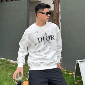 [국내배송] 디올 DIOR star LOGO 맨투맨 화이트