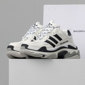 [국내배송] 발렌시아가 BALENCIAGA X 아디다스 ADIDAS 트리플 S 스니커즈 화이트 블랙