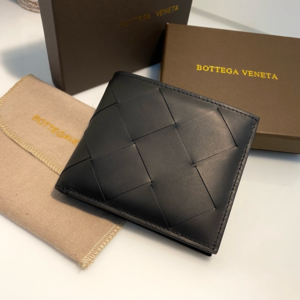 [국내배송] 보테가베네타 BOTTEGA VENETA 나파클래식 남성 반지갑