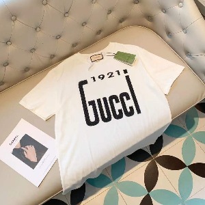 [국내배송] 구찌 GUCCI 반팔티 1921로고 티셔츠 화이트