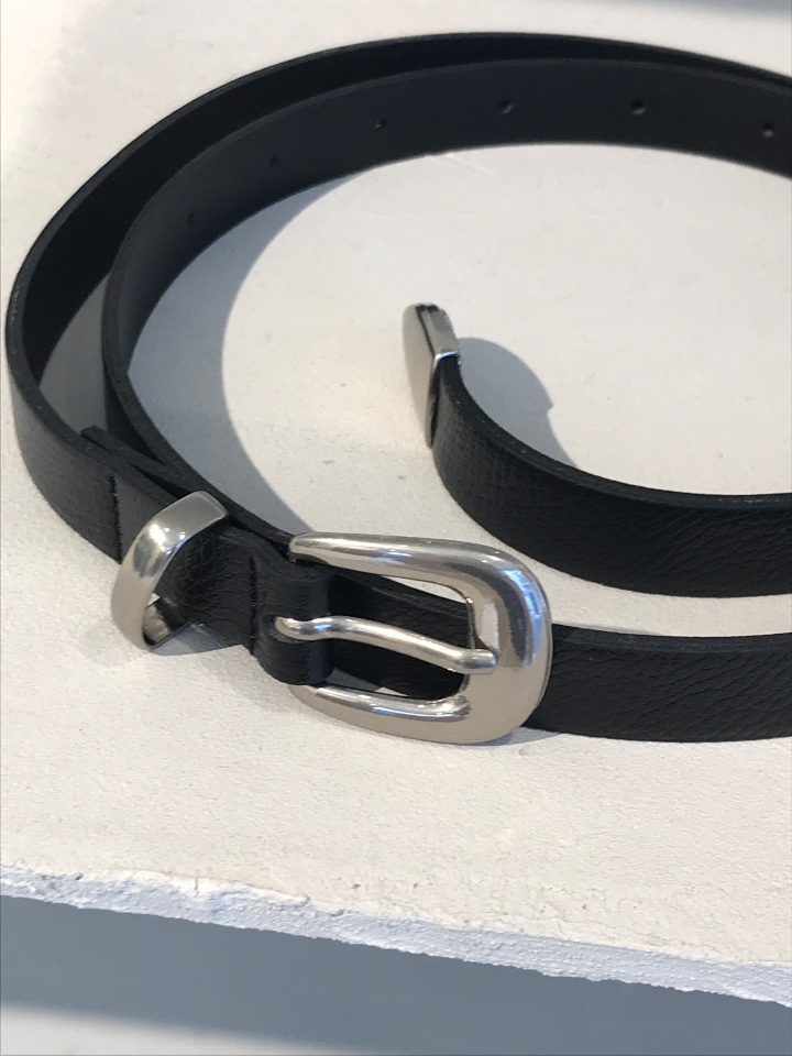 Daily vegan leather belt